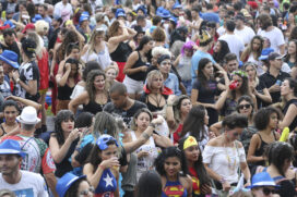 Veja passo a passo de como proteger seu aparelho nos blocos de rua