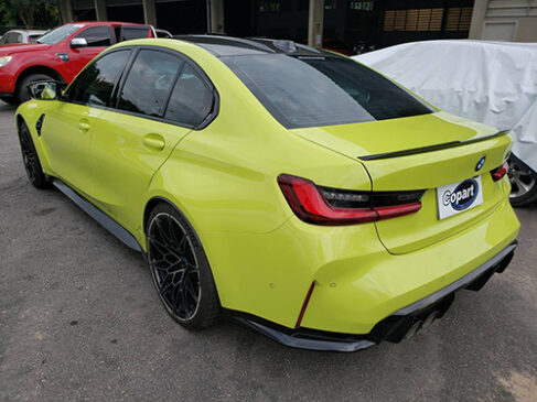 BMW M3, ano e modelo 2023, é um dos destaques do leilão da Copart