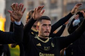 O jogador que é revelado no no Vizela, time da primeira divisão de Portugal, passou boa parte de sua carreira na Europa, tendo jogado pelo Nogueirense também