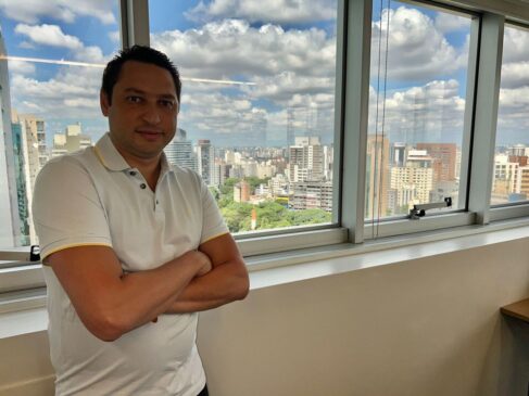 Há quatro anos Vinholi estava no Sebrae-SP