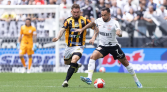 O Corinthians fez um primeiro tempo regular e teve chances para abrir o placar