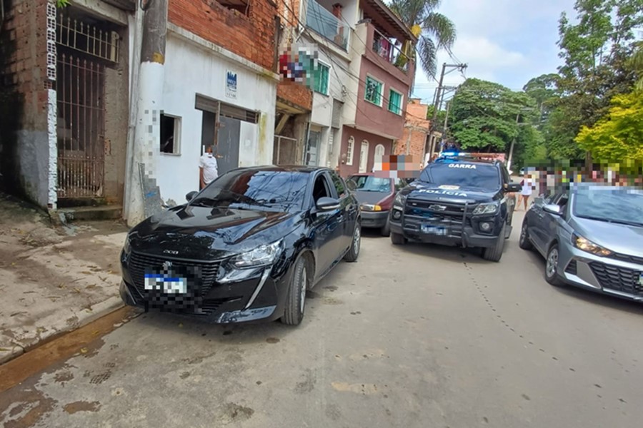 Vítima estava em cativeiro na avenida Engenheiro Antônio Eiras Garcia, Jd. Esmeralda, em Taboão da Serra