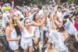 Entre as outras infecções que podem ser transmitidas pelo beijo, destaque para o herpes labial, que se manifesta com pequenas e dolorosas bolhas nos lábios