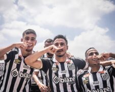 Santos bate recorde no Morumbis e vence o São Bernardo na manhã deste domingo
