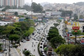 Régis Bittencourt tem 19 minutos de atraso