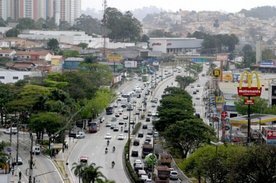 Régis Bittencourt tem 19 minutos de atraso