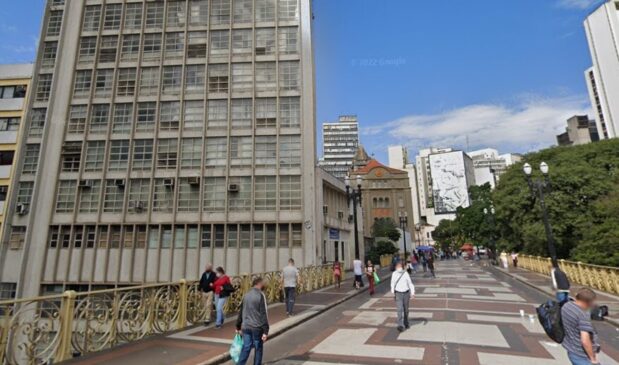 Viaduto Santa Ifigênia, no centro de São Paulo