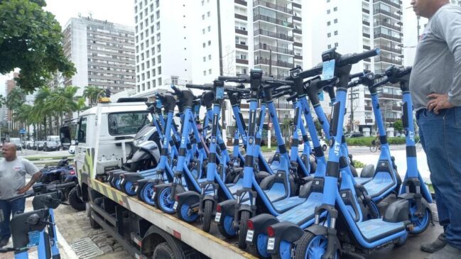 Maioria dos equipamentos foi removida por estacionamento indevido em calçadas