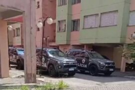 A cidade está dentro da área de abrangência da Operação Escudo, ação coordenada pela SSP (Secretaria da Segurança Pública) para prender criminosos e asfixiar o tráfico de drogas na sequência de ataques contra policiais.