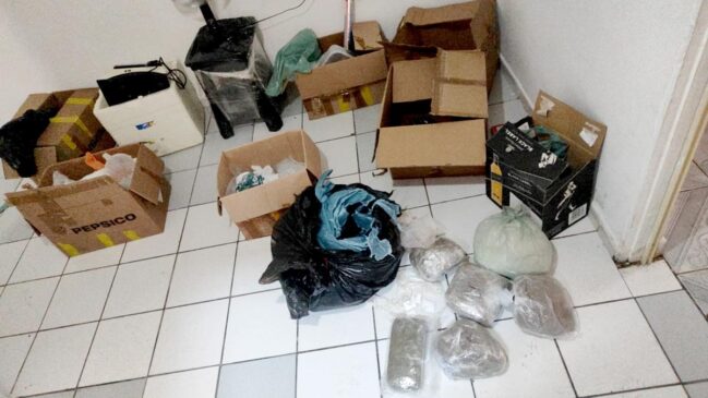 PM localiza casa bomba com mais de 70 quilos de drogas em SP