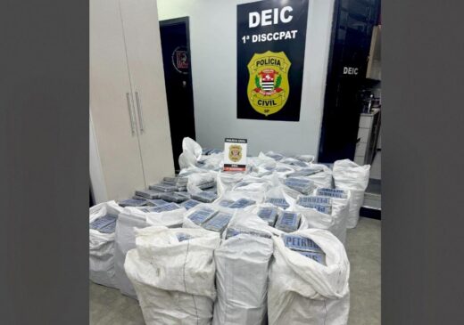 Em operação histórica, polícia apreende mais de 1 tonelada de cocaína no Guarujá