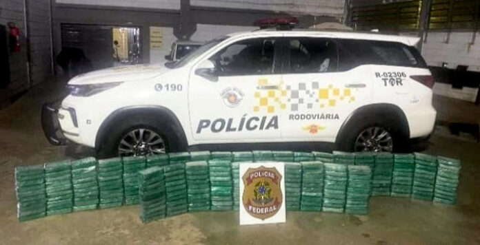 Homem é preso com mais de 300 quilos de cocaína no interior de SP