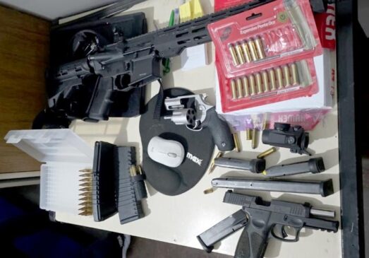 'Vendedor' de munições é preso em Santos com armas de uso restrito