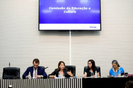 Projeto que torna obrigatório ensino do idioma espanhol nas escolas paulistas avança na Alesp