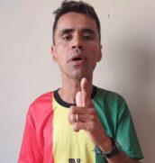 DJ Cleiton Rasta se apresenta na Cave Pool