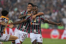 Com várias mudanças no time, o Tricolor cresceu no jogo e passou a pressionar. Jhon Arias abriu o placar de cabeça e garantiu o título em cobrança de pênalti