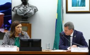 Proposta assegura liberdade de escolha do professor