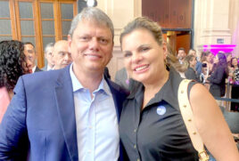 Tarcisio de Freitas e deputada estadual Carla Morando