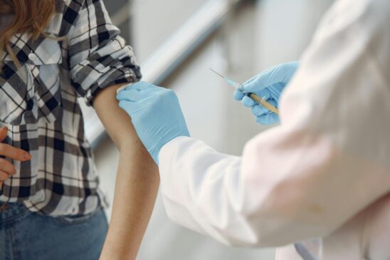 Por conta do baixo número de doses, a vacina contra a dengue não será enviada para todos os municípios do Brasil