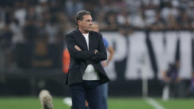 O treinador Vanderlei Luxemburgo