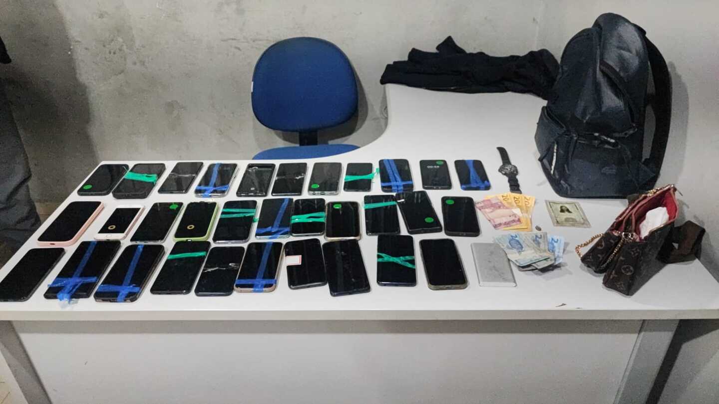 Celulares apreendidos durante o Lollapalooza