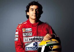Ayrton Senna venceu três vezes o campeonato mundial de Fórmula 1
