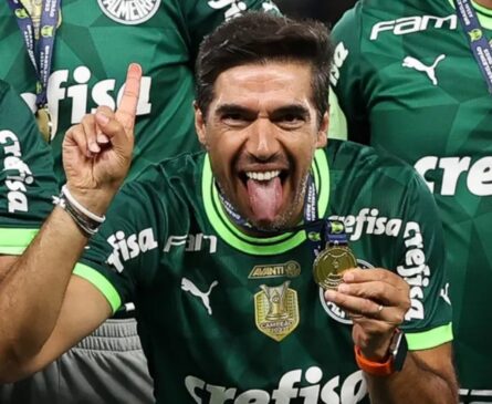 Duas Libertadores, Copa do Brasil, três Paulistas, dois Brasileiros e mais; Abel Ferreira é multicampeão pelo Palmeiras