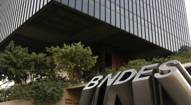 Novas oportunidades do BNDES terão salários iniciais de R$ 20,9 mil