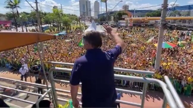 Bolsonaro se encontrou com apoiadores em Ribeirão Preto