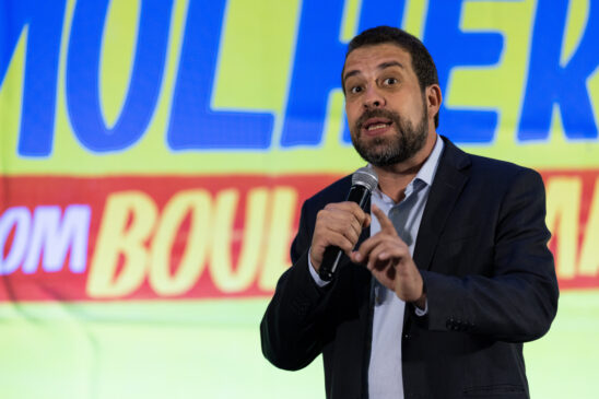 O candidato Guilherme Boulos buscou a Justiça Eleitoral contra Nunes e Tarcísio