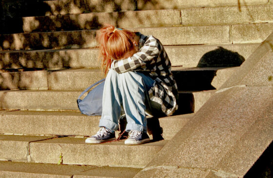 O bullying e o cyberbullying contra crianças autistas são problemas que precisam de atenção urgente das escolas e autoridades