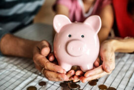 Estudantes precisam aprender a administrar o valor que recebem com o benefício