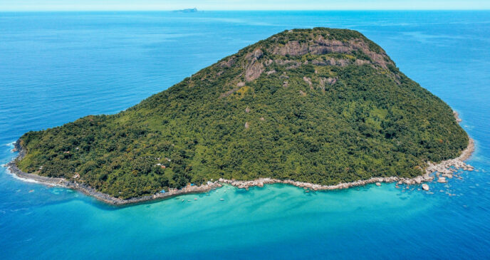 Ilha Montão do Trigo, em São Sebastião