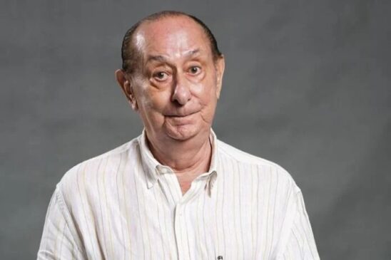Ator e dublador José Santa Cruz