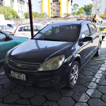 Entre os veículos disponíveis, há 28 com situação regular, ou seja, que podem voltar à circulação