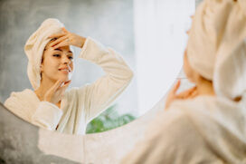 Dermatologista aponta quando se deve trocar de usar um dermotósmetico