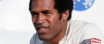 O.J. Simpson em cena de filme 'Capricórnio Um'