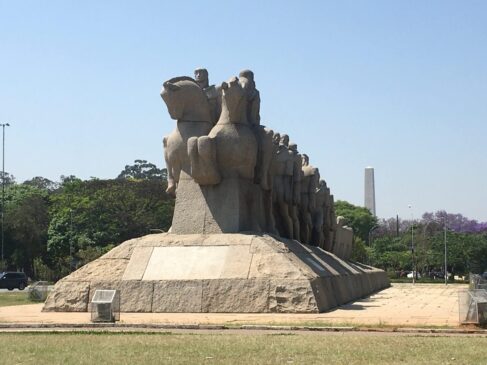 São Paulo vive altas temperaturas e tempo seco