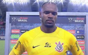 Carlos Miguel assumiu a titularidade no gol do Corinthians