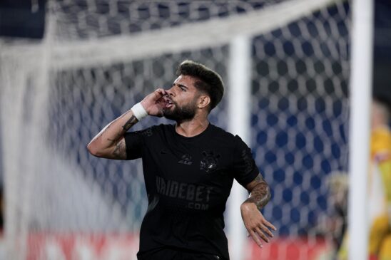 Yuri Alberto foi decisivo, Matheuzinho ampliou no apagar das luzes, e Carlos Miguel fechou o gol