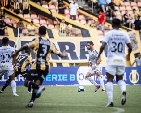 Santos perdeu a primeira partida do Brasileirão da Série B neste sábado