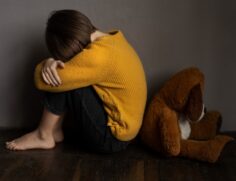 Dados divulgados pela Ouvidoria Nacional de Direitos Humanos, do MDHC, apontam que maioria dos casos envolvem crianças e adolescentes, com mais de 26 mil violações de direitos contra esse segmento social