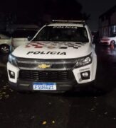 Polícia Militar prendeu dois criminosos após um roubo em uma farmácia