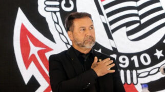 Augusto Melo está cada vez mais pressionado como presidente do Corinthians