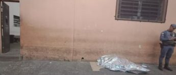 Homem em situação de rua morre em frente a abrigo em SP
