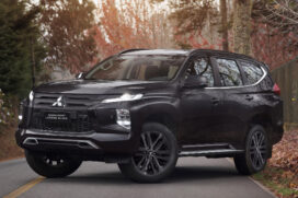 Mitsubishi Pajero Sport Legend Black