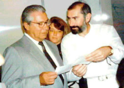 Evilásio Farias entrega documento com reivindicações da cidade ao então governador Mario Covas