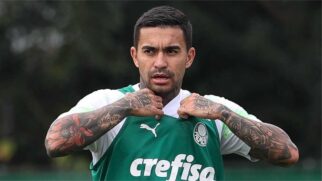 Não é a primeira vez que Dudu, ídolo do Palmeiras, tem a saída acertada para outro clube