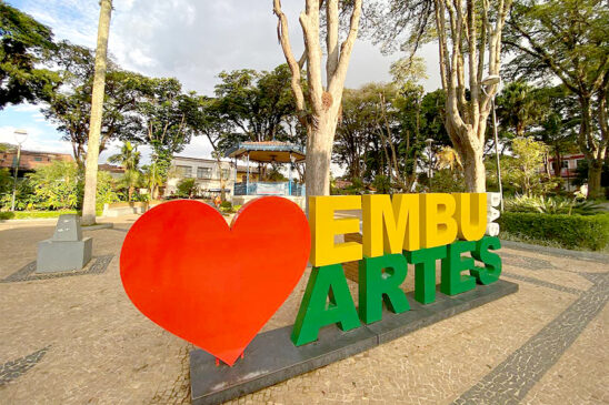 Embu das Artes abre mais de 300 oportunidades de emprego