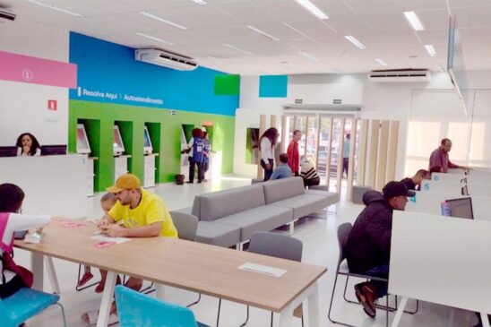 A unidade da Enel fica localizada na Praça Nicola Vivilechio, n° 45, ao lado da Biblioteca Municipal